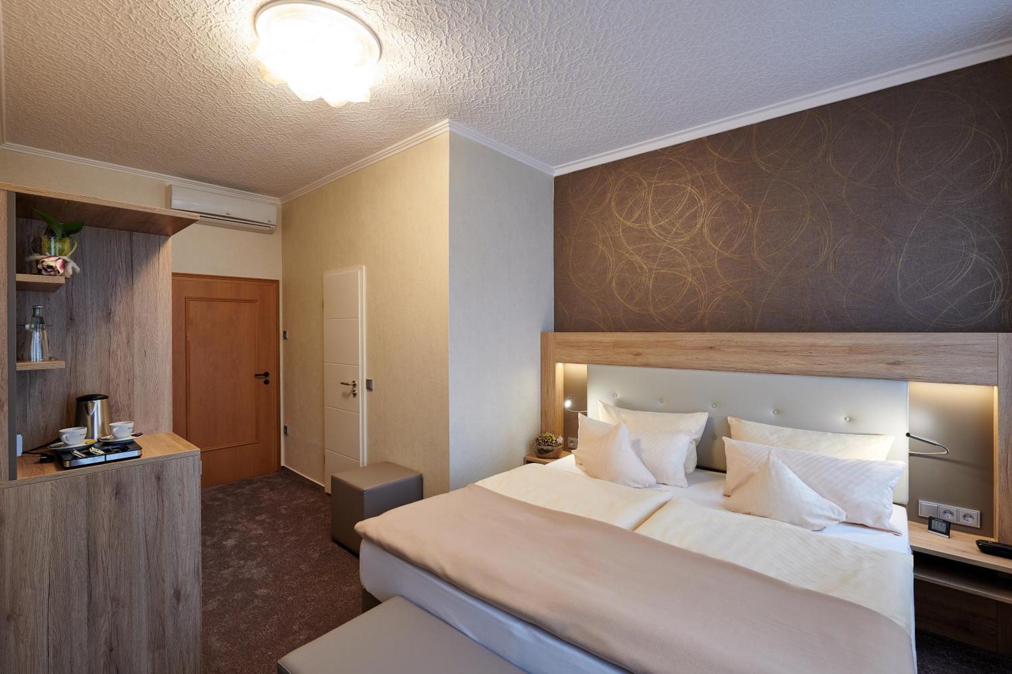 Ambient Hotel Zum Schwan Gelsenkirchen Exterior foto