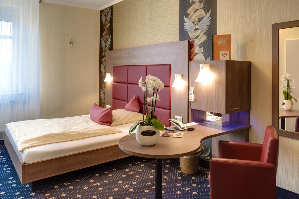 Ambient Hotel Zum Schwan Gelsenkirchen Exterior foto