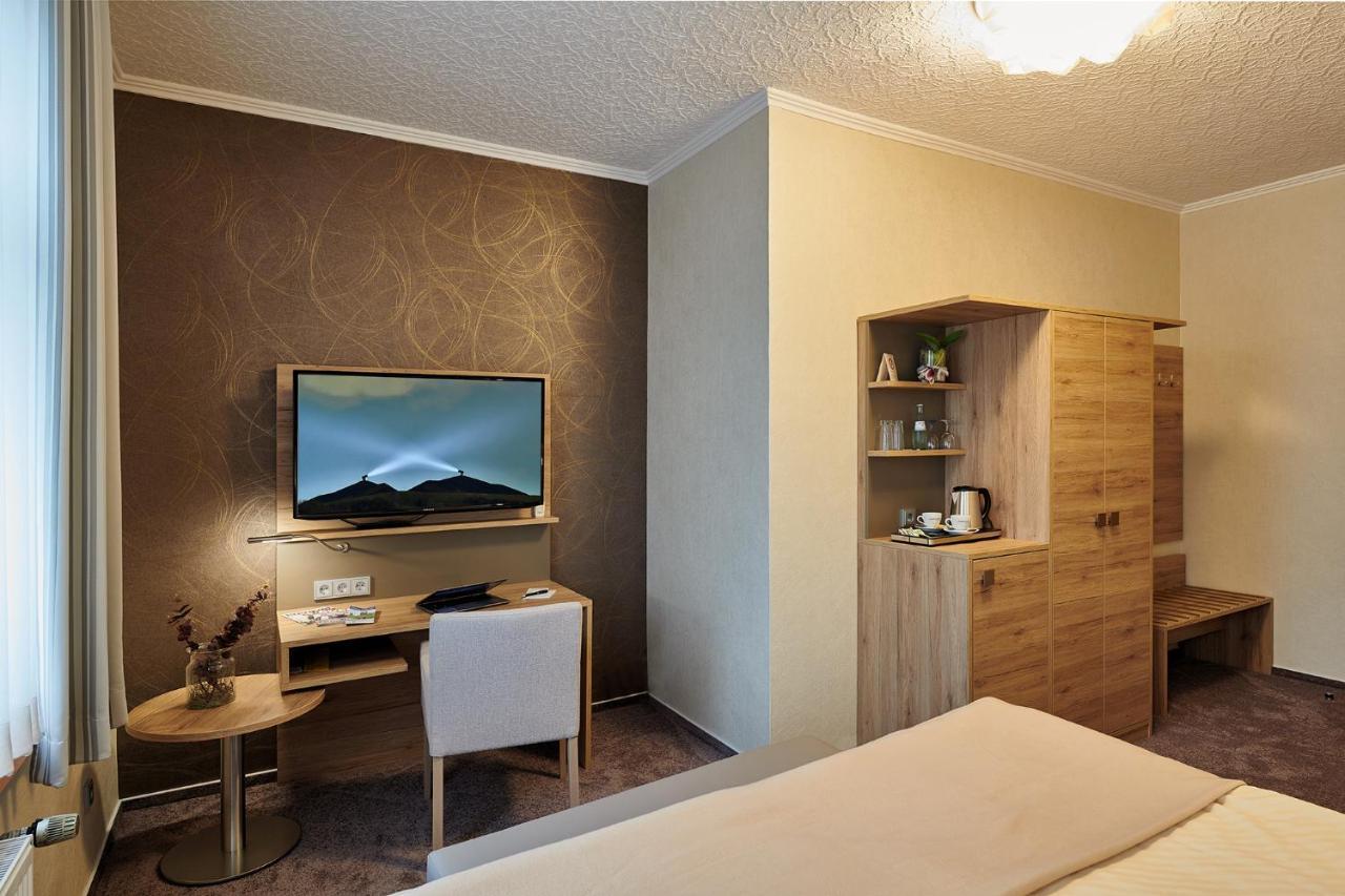 Ambient Hotel Zum Schwan Gelsenkirchen Exterior foto